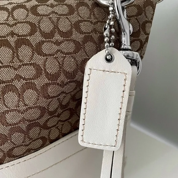Coach Signature Logo Shoulder Bag | Vintage Y2k - Picture 8 of 15